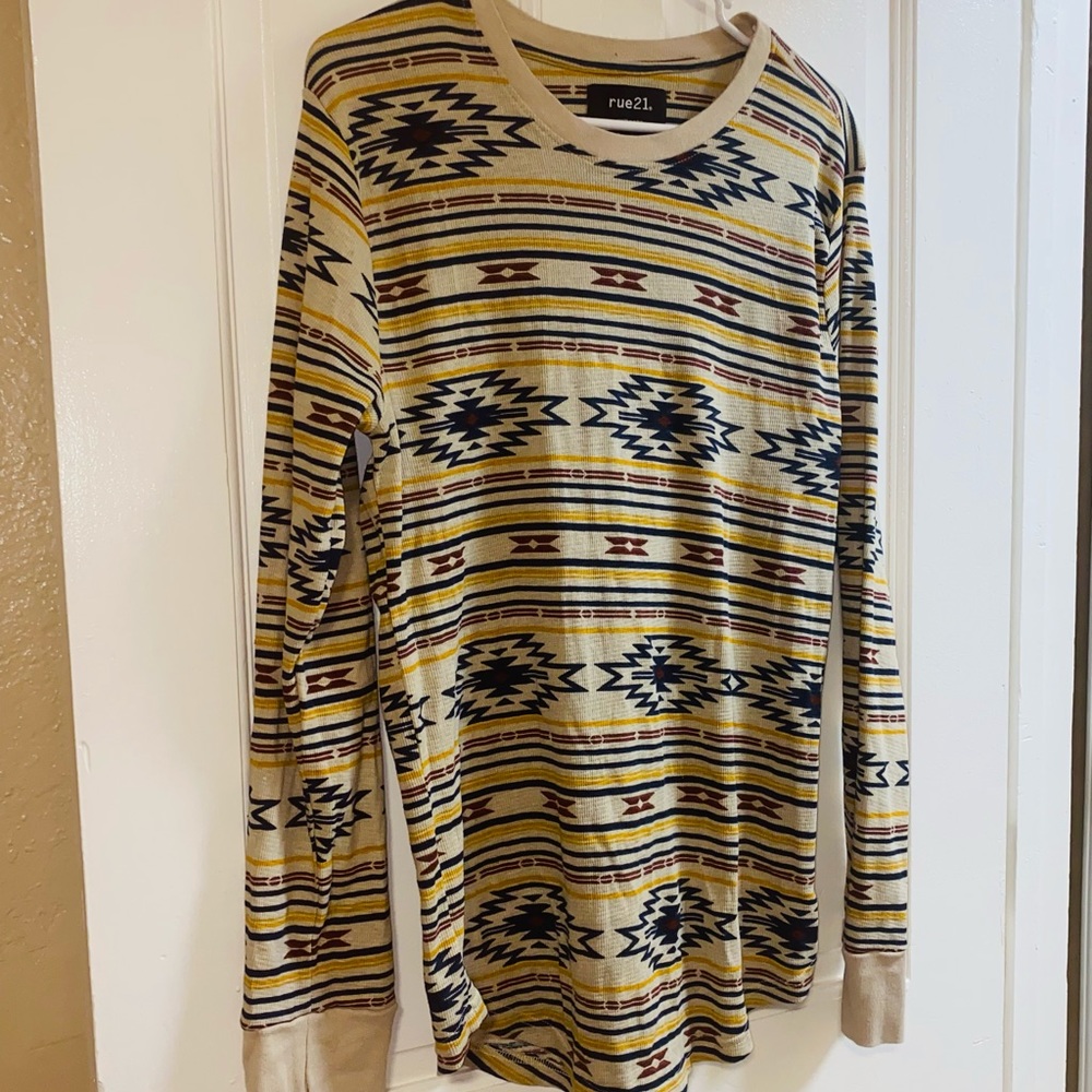5/$20 Men’s Aztec print shirt